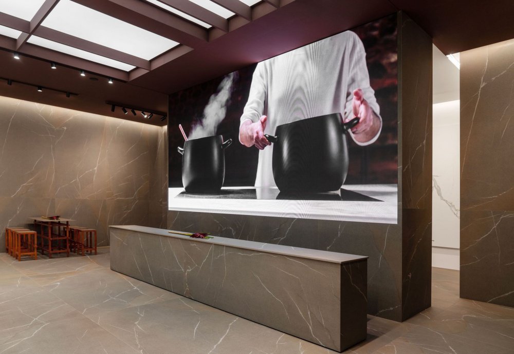 Керамогранит Laminam IN-SIDE Pietra di Cardoso Nero Nat 120x300x5,5 LAMF009447_IT