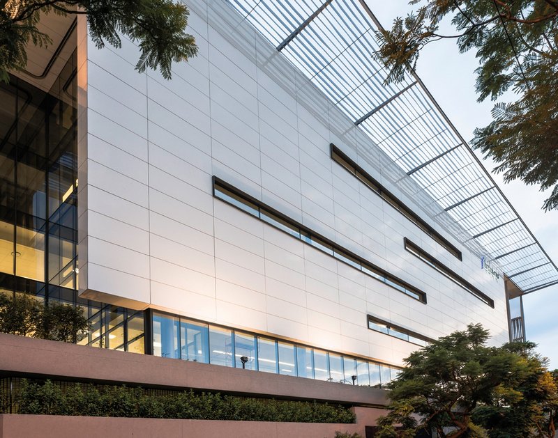 Керамогранит Laminam Collection Nero Assoluto 100x300x5,6 LAMF008643_IT