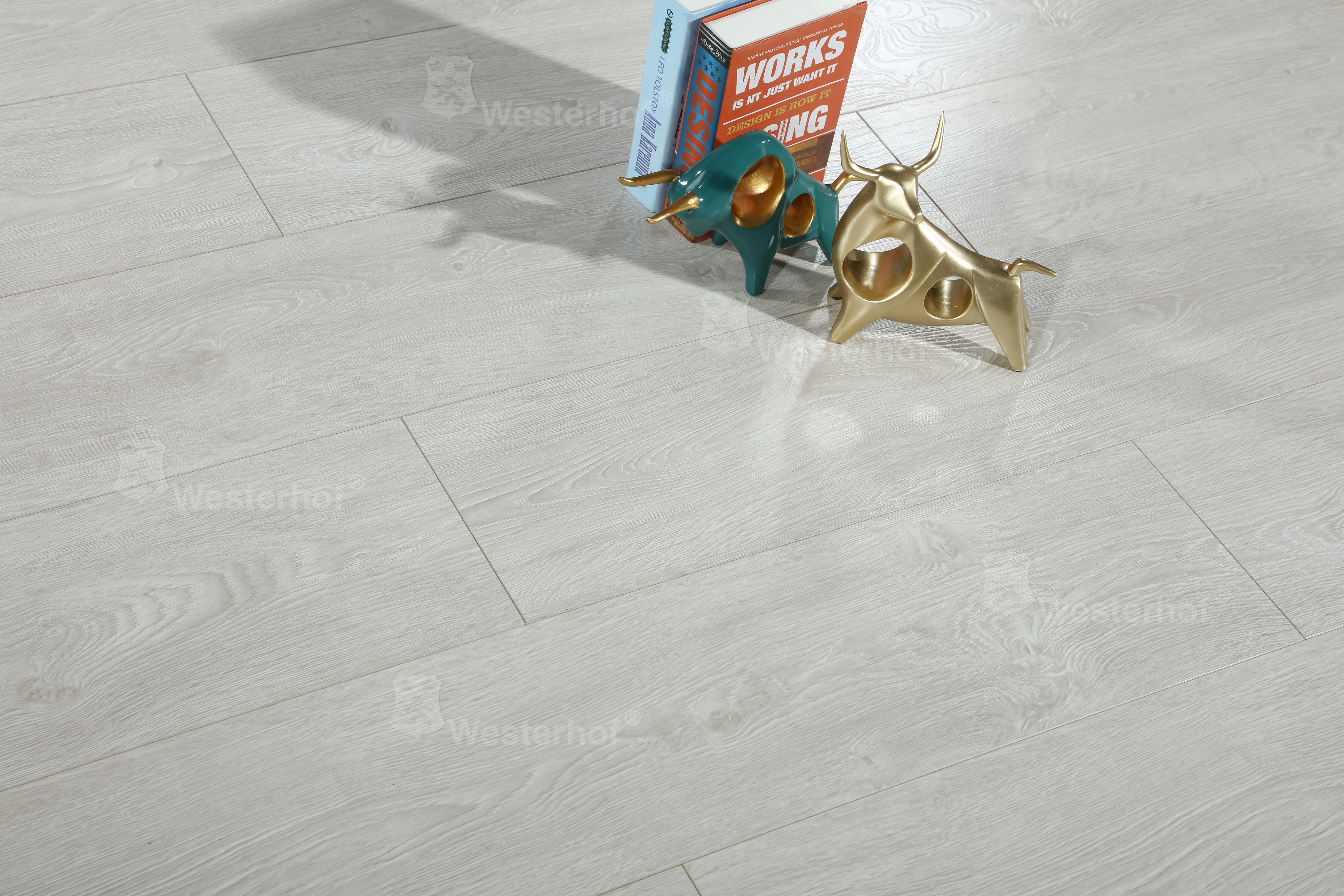 Ламинат Westerhof Maestro SuperStep Дуб Брюссель А24008 24x121.5 коричневый