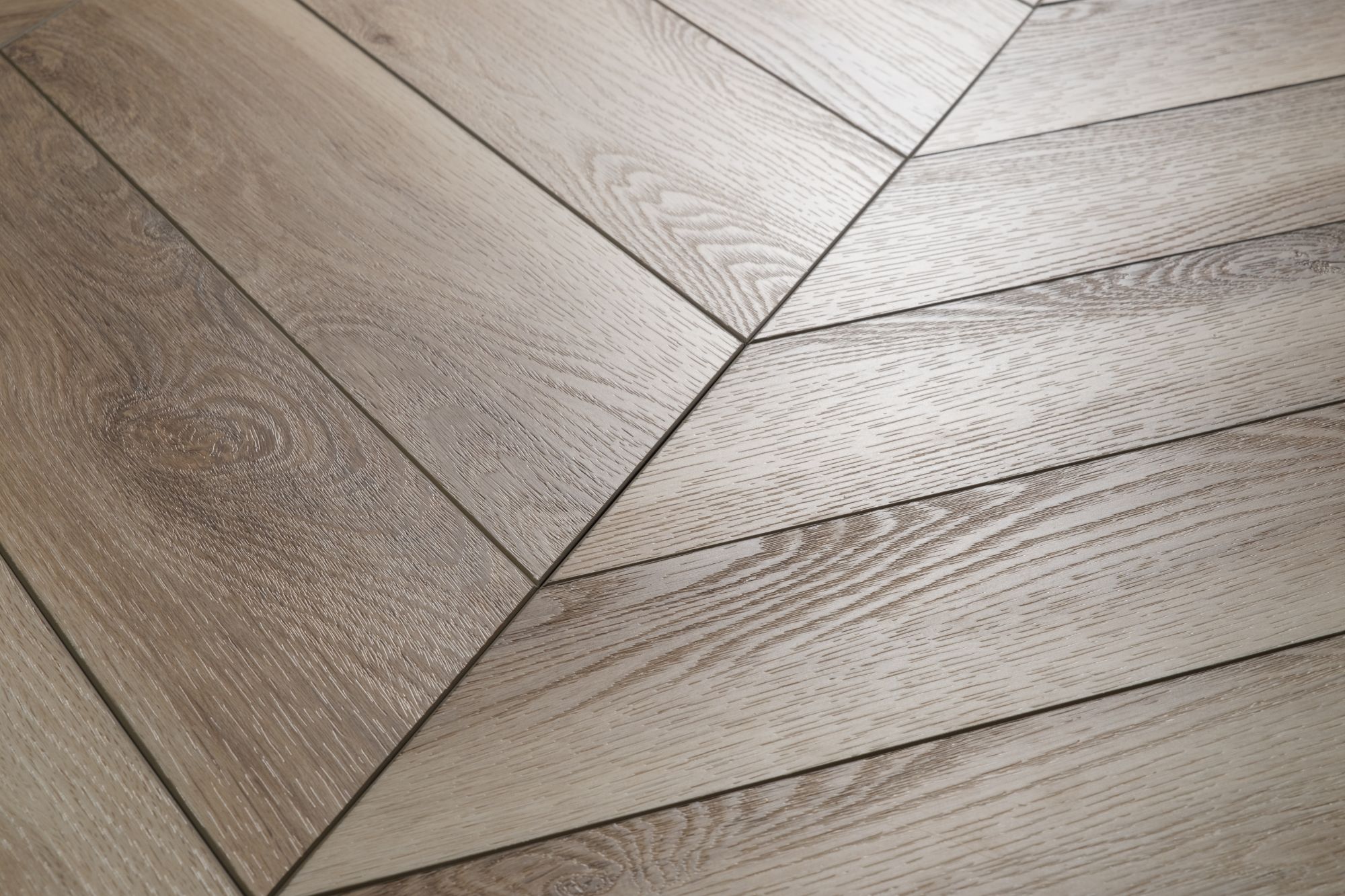Кварцвиниловая плитка Aqua Floor Chevron Glue (Parquet) AF2555PGCh 553.7x130.5 Сосна Светлый замковый кварц винил напольный